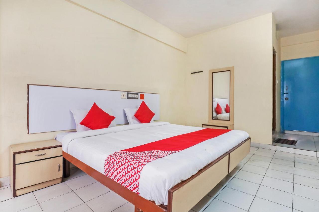 Oyo Hotel Hindustan Deluxe Mangalúr Exteriér fotografie