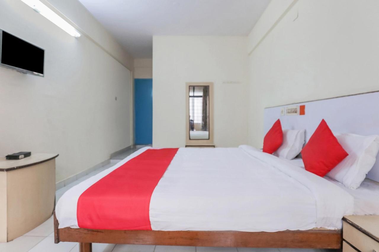 Oyo Hotel Hindustan Deluxe Mangalúr Exteriér fotografie